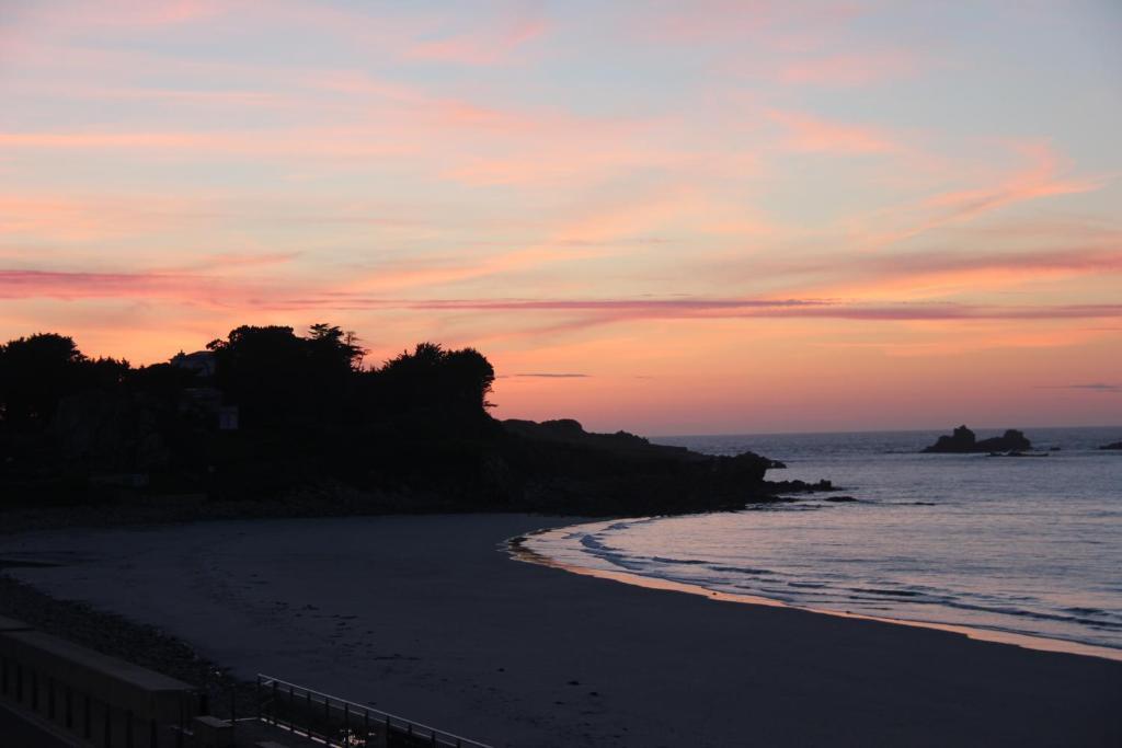 Le Chateau De Sable Plougasnou Zimmer foto